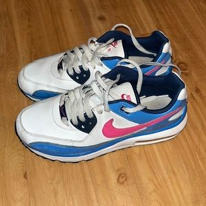 Nike Air Max Women’s 5.5Y (Women’s 7)